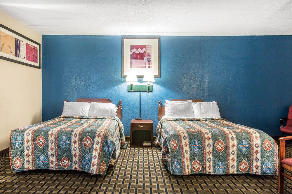 Econo Lodge Cranston - Providence Dış mekan fotoğraf