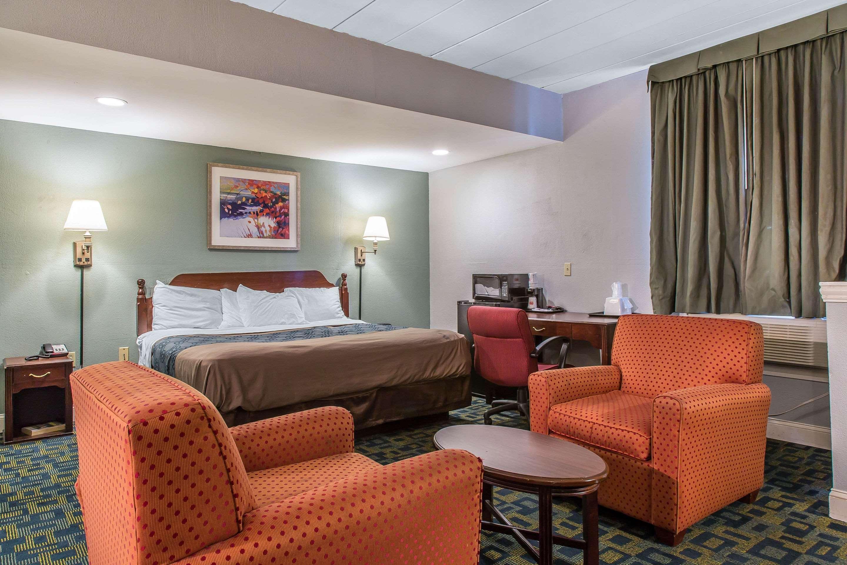 Econo Lodge Cranston - Providence Dış mekan fotoğraf