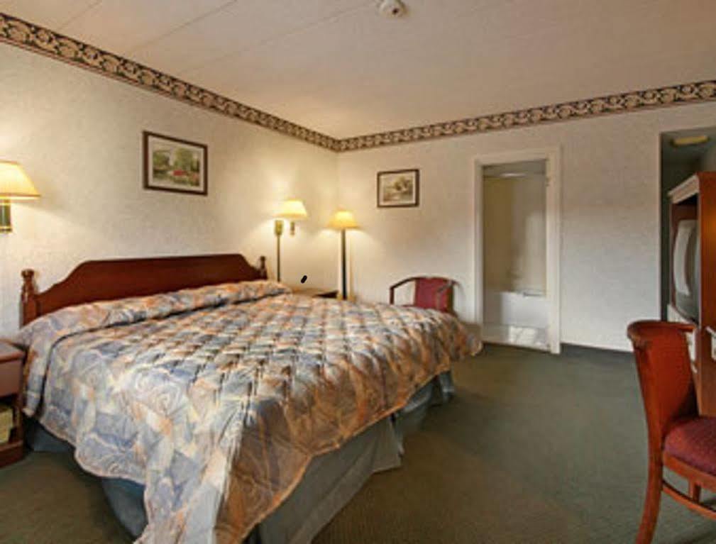 Econo Lodge Cranston - Providence Dış mekan fotoğraf