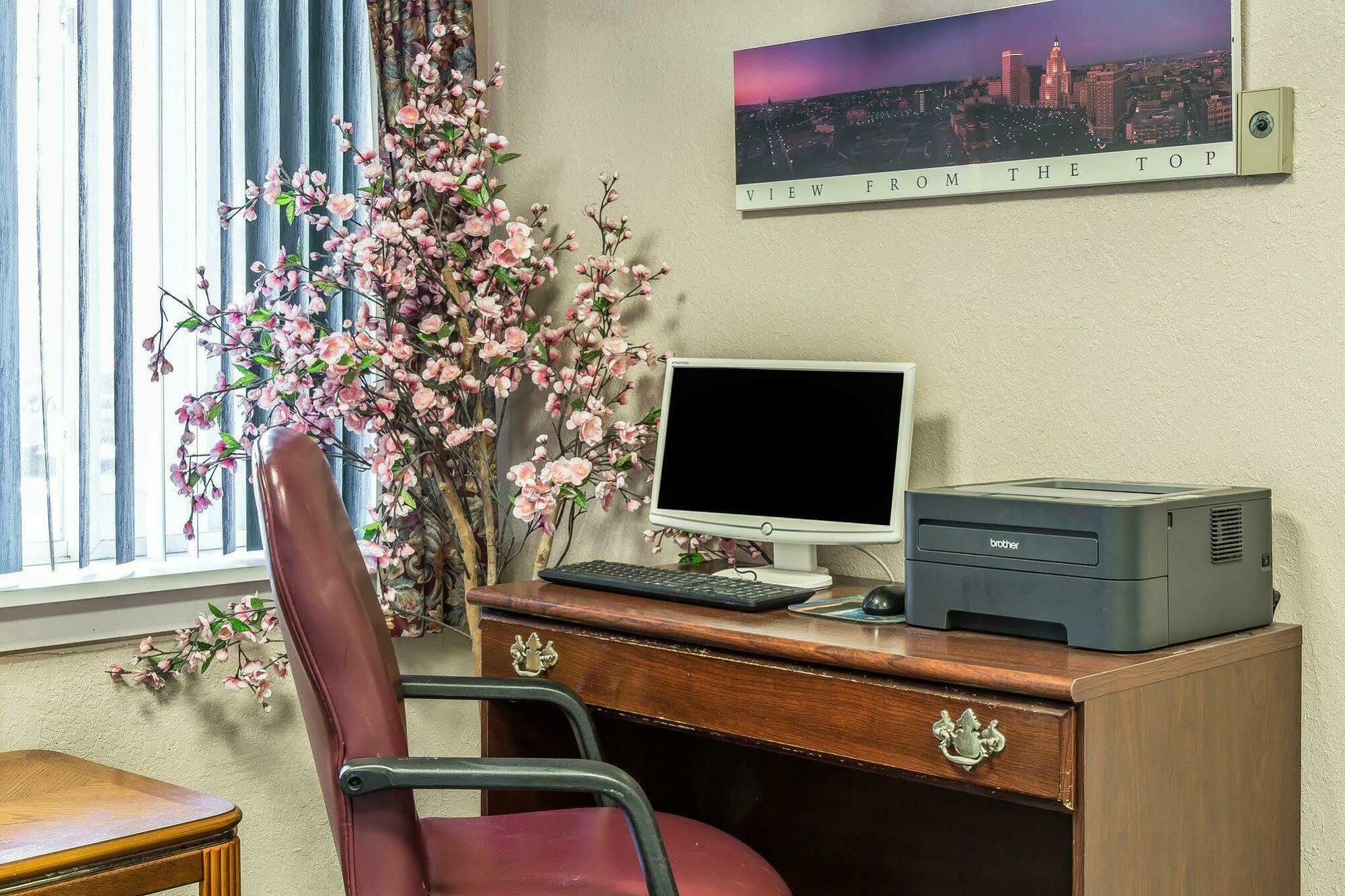 Econo Lodge Cranston - Providence Dış mekan fotoğraf